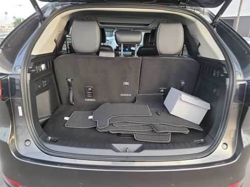 Certified 2024 MAZDA CX-90 Plug-In Hybrid w/ Premium Pkg image 27