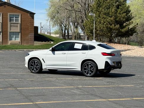 Used 2024 BMW X4 xDrive30i w/ M Sport Package image 7