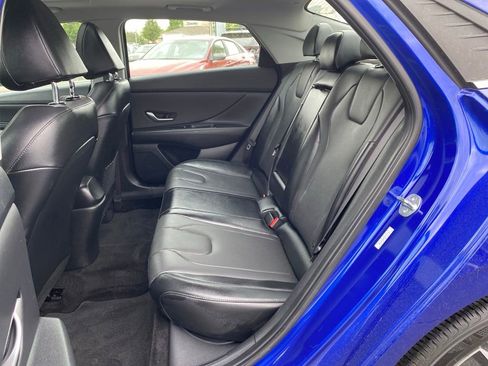Certified 2023 Hyundai Elantra Limited FWD image 14