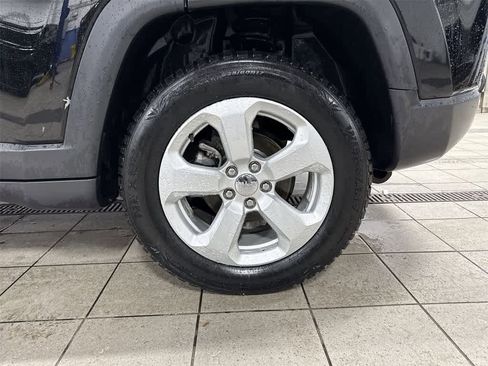 Used 2020 Jeep Compass Latitude w/ Popular Equipment Group image 10