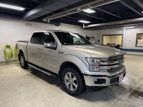 Used 2018 Ford F150 Lariat w/ Equipment Group 502A Luxury AWD/4WD image 3