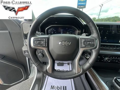 Certified 2022 Chevrolet Silverado 1500 RST w/ RST All Star Premium Package AWD/4WD image 17