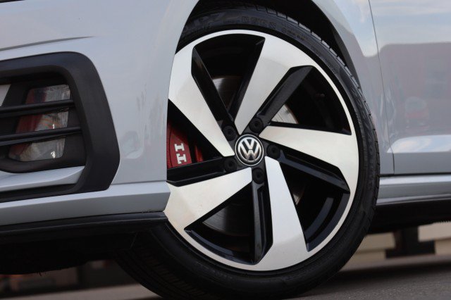Used 2020 Volkswagen GTI SE FWD image 52