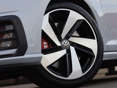 Used 2020 Volkswagen GTI SE FWD image 52
