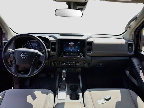 Used 2022 Nissan Frontier SV AWD/4WD image 24