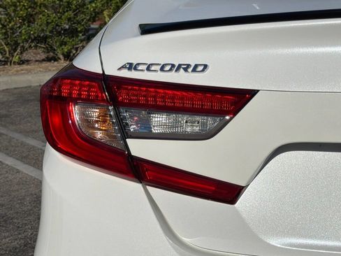 Used 2022 Honda Accord Sport image 13