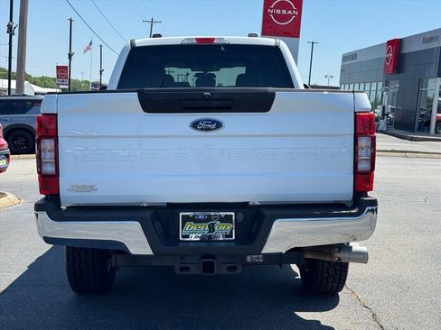 Used 2022 Ford F250 XLT AWD/4WD image 4