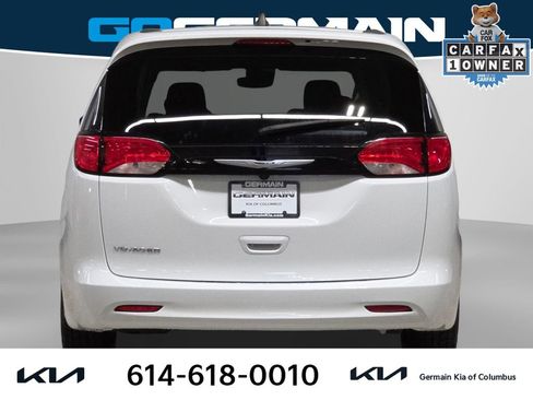 Used 2023 Chrysler Voyager LX image 11