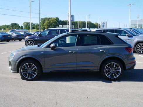 New 2025 Audi Q3 2.0T Premium image 3