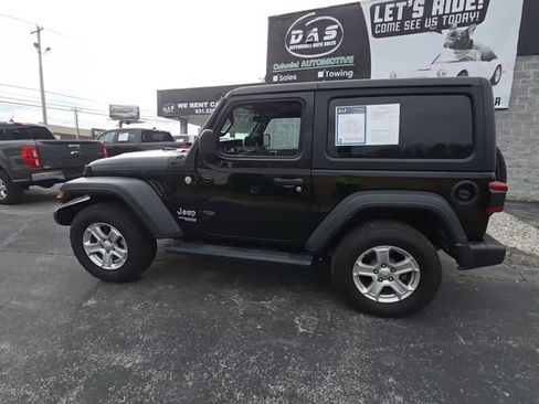 Used 2021 Jeep Wrangler Sport S image 4