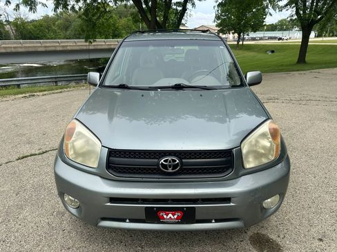 Used 2005 Toyota RAV4 4WD image 3