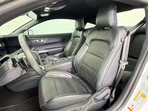 Used 2024 Ford Mustang GT Premium RWD image 5