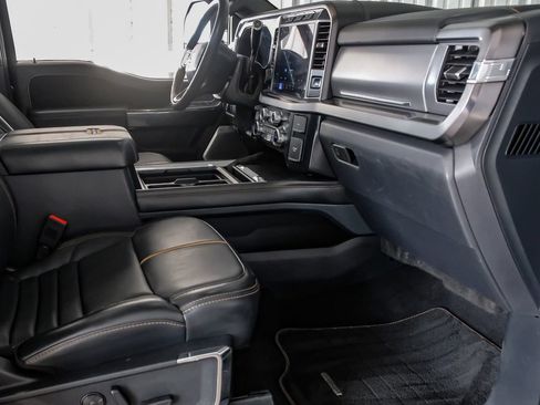 Used 2024 Ford F350 Platinum AWD/4WD image 13