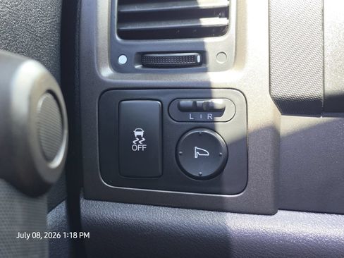 Used 2011 Honda CR-V LX image 27