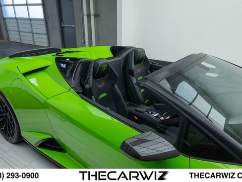 Used 2021 Lamborghini Huracan EVO RWD image 31
