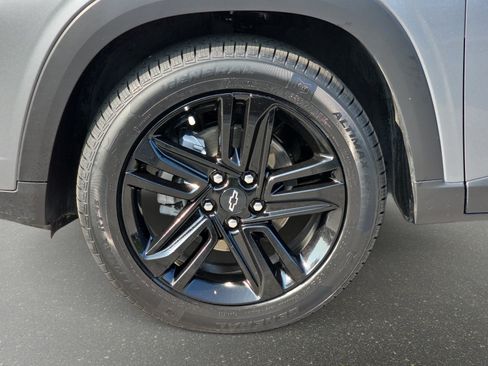 Used 2025 Chevrolet Trax ACTIV w/ Driver Confidence Package FWD image 29