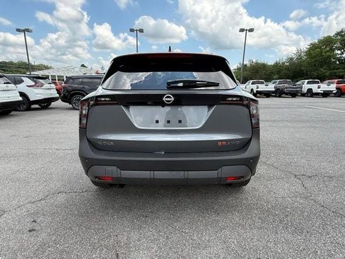 New 2025 Nissan Kicks SR w/ SR Premium Package image 6