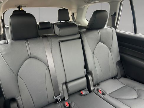 New 2026 Toyota Grand Highlander AWD image 18
