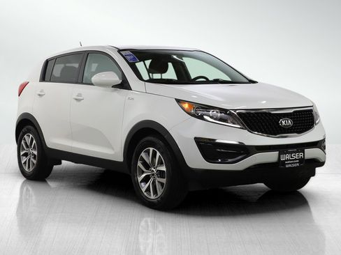Used 2016 Kia Sportage LX image 7