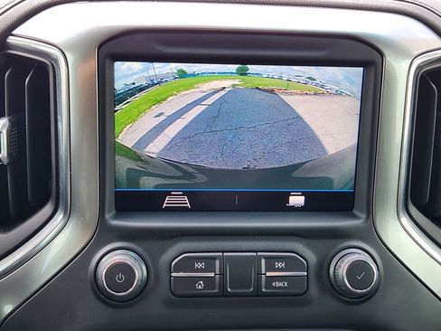 Used 2022 Chevrolet Silverado 1500 LT Trail Boss w/ Bed Protection Package image 18