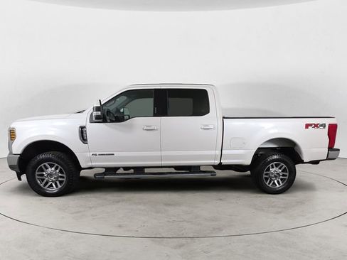 Used 2019 Ford F350 Lariat w/ Lariat Value Package image 2