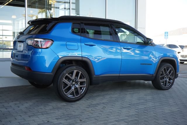Used 2026 Jeep Compass Limited AWD/4WD image 9