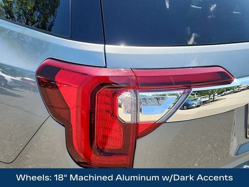 Used 2023 GMC Acadia SLE w/ Driver Convenience Package AWD/4WD image 12