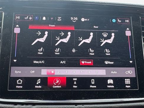 Certified 2022 Dodge Durango R/T w/ Blacktop Package image 17