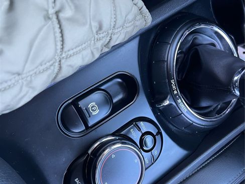 Used 2017 MINI Cooper Clubman S image 48