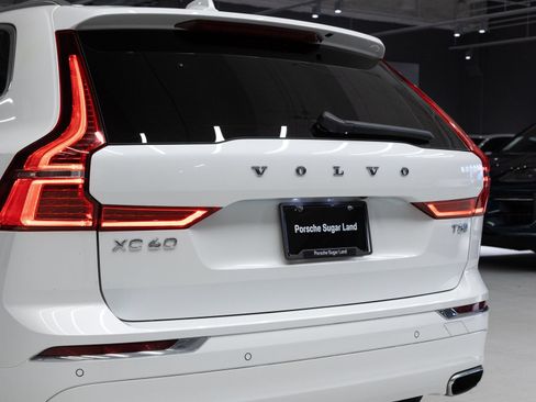Used 2020 Volvo XC60 T5 Inscription FWD image 30