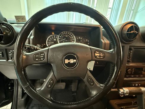 Used 2007 HUMMER H2 SUT Sport Utility Pickup 4D image 24