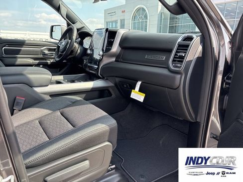 New 2026 RAM 1500 Big Horn AWD/4WD image 14
