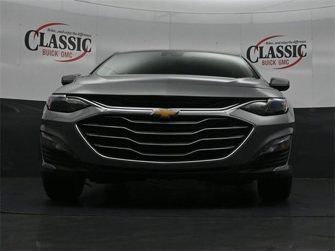 Used 2024 Chevrolet Malibu LT image 25