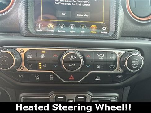 Used 2023 Jeep Gladiator Mojave w/ Cold Weather Group image 5