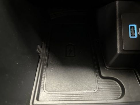 Used 2022 Ford Edge SEL w/ Convenience Package image 27