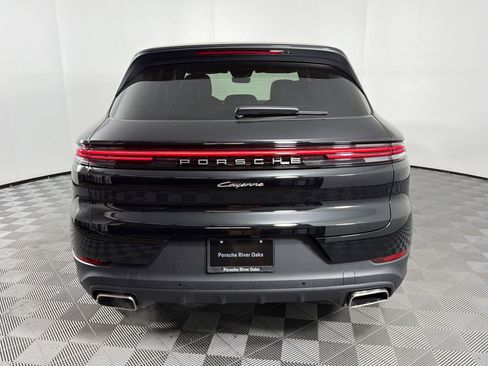Used 2026 Porsche Cayenne image 10