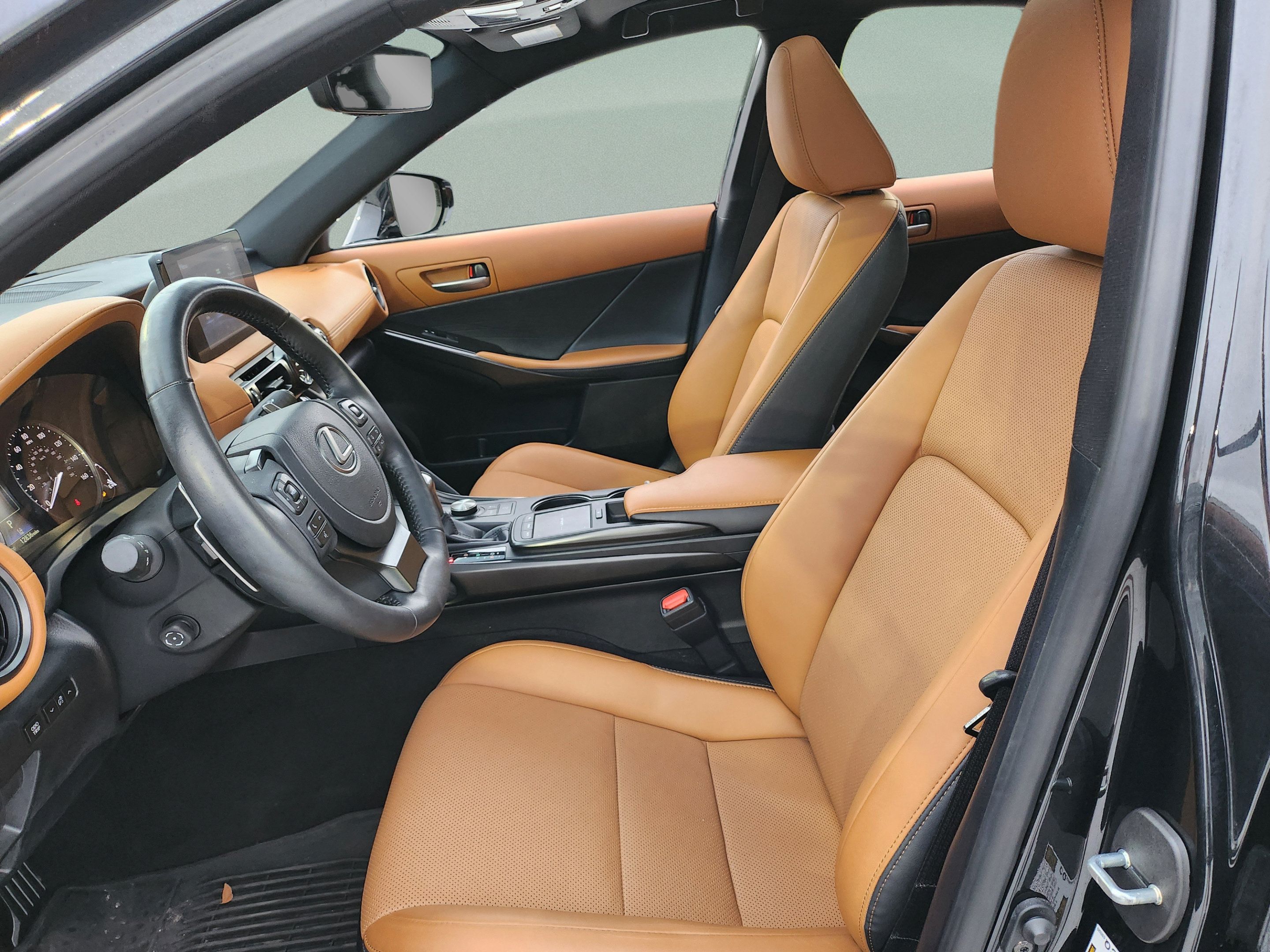 Used 2024 Lexus IS 300 w/ Premium Package RWD image 13