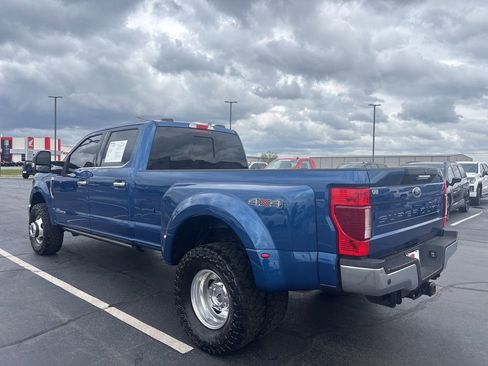 Used 2022 Ford F350 Lariat w/ Lariat Value Package image 3