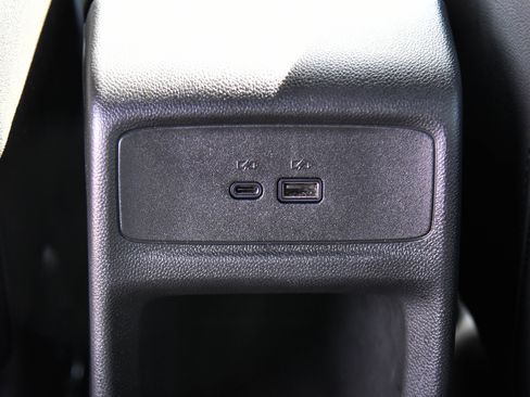 Used 2025 Buick Envista Preferred FWD image 38