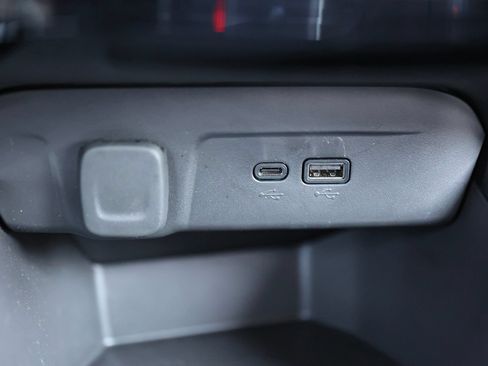 Used 2025 Chevrolet Trax ACTIV w/ Driver Confidence Package FWD image 26