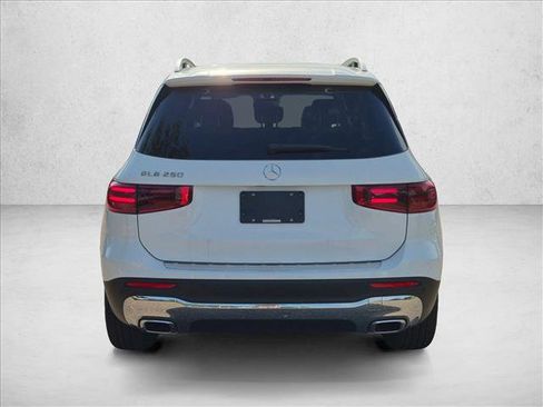 New 2026 Mercedes-Benz GLB 250 image 7