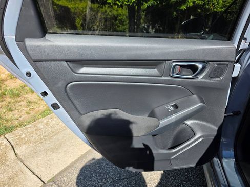 Used 2022 Honda Civic Sport image 26