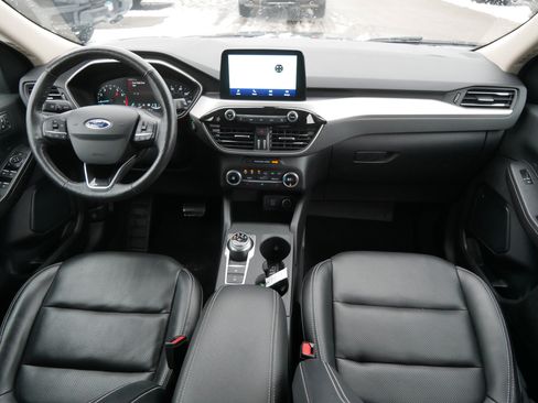 Used 2020 Ford Escape SEL image 10