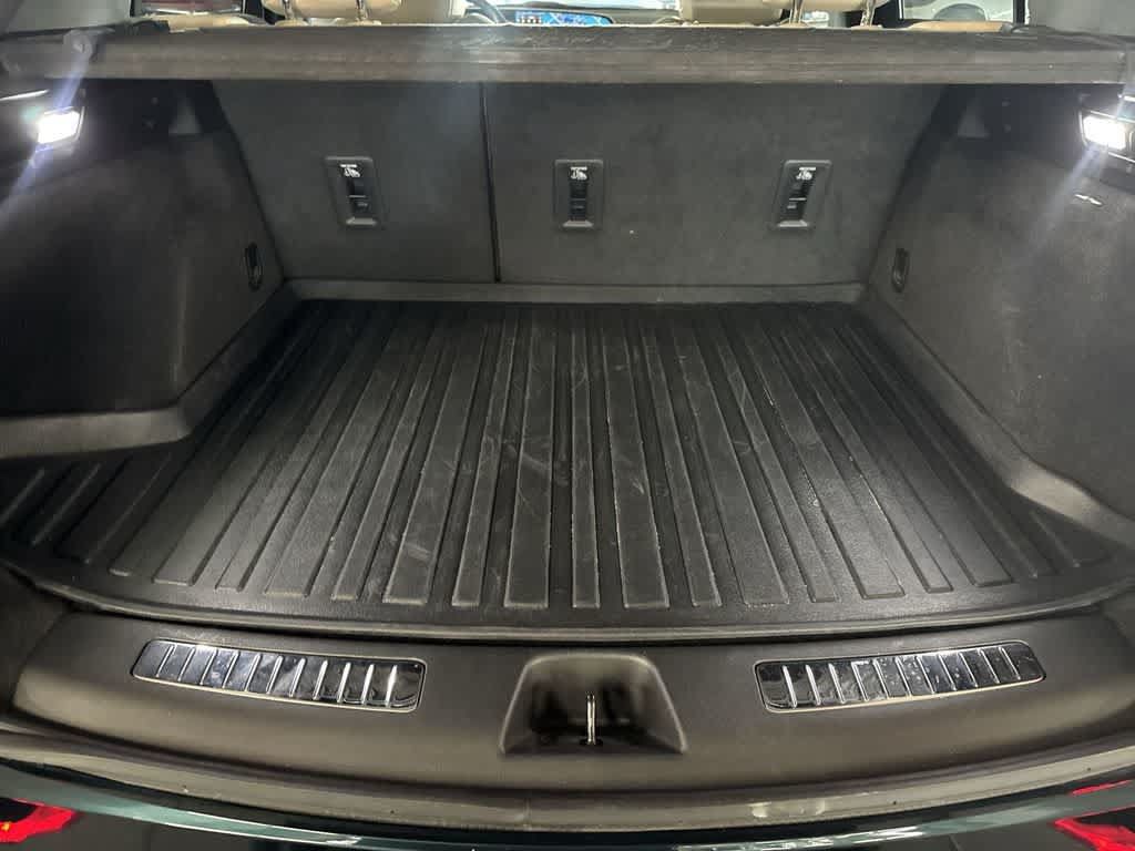 Used 2024 Cadillac XT4 Premium Luxury FWD image 24