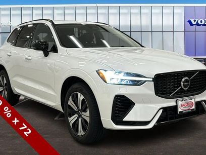 New 2025 Volvo XC60 T8 Core w/ Climate Package