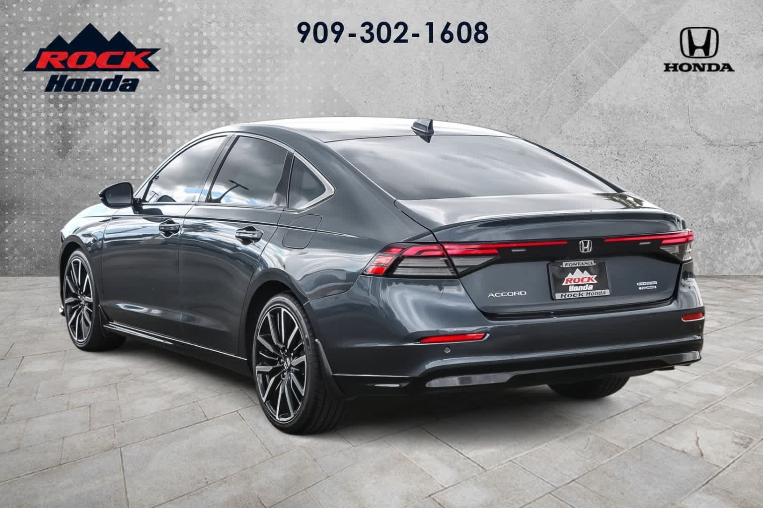 Used 2024 Honda Accord Touring image 6