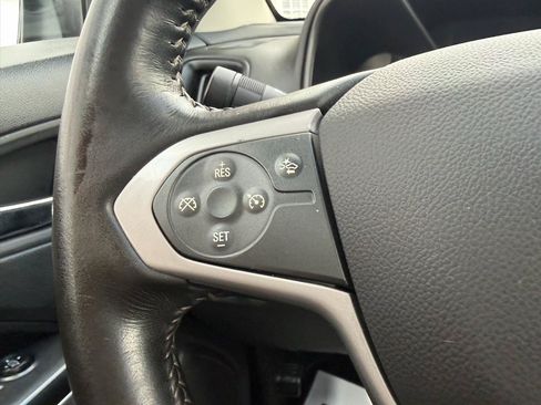 Used 2022 Chevrolet Colorado LT w/ Fleet Safety Package RWD image 14