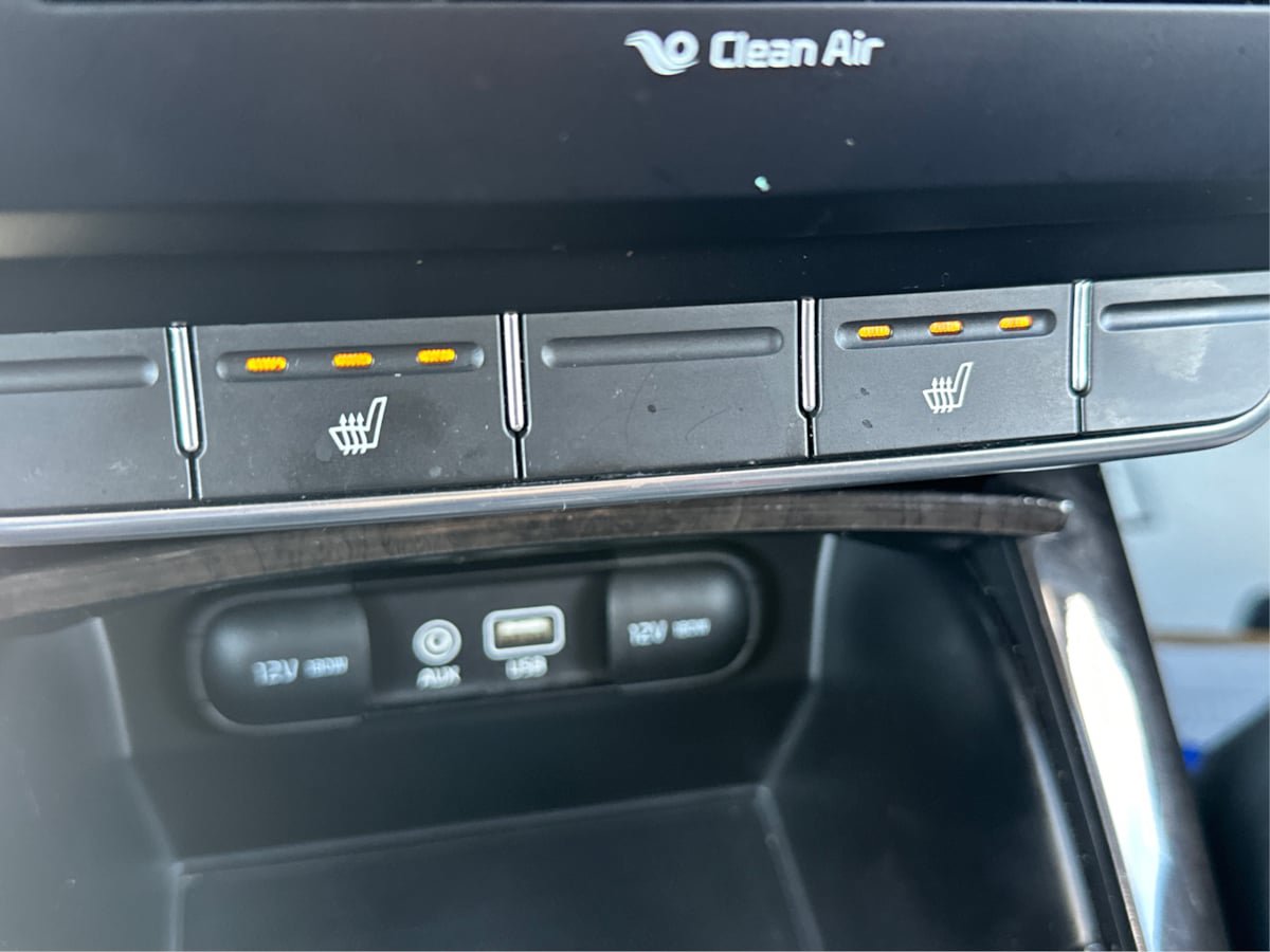Used 2017 Kia Sorento EX FWD image 15