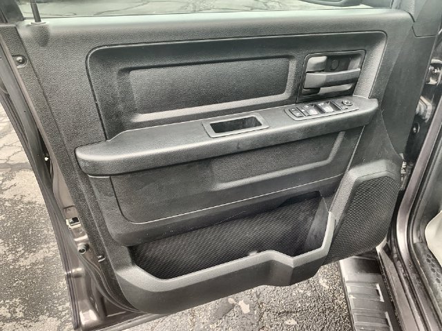 Used 2019 RAM 1500 Express w/ Wheel & Sound Group AWD/4WD image 19
