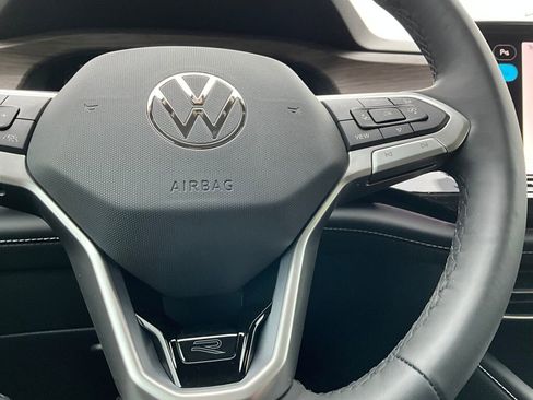 New 2026 Volkswagen Atlas SEL Premium R-Line image 24